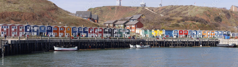 Bunte Häuser am Hafen, Insel Helgoland, Norddeutschland, Europa, Panorama