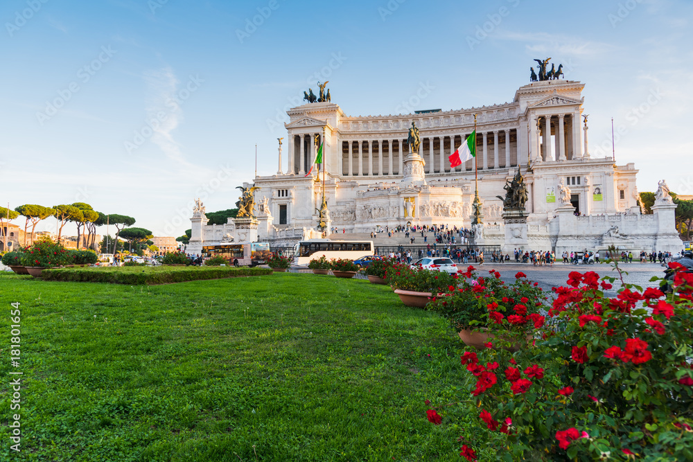 Fototapeta premium Ołtarz Ojczyzny na Piazza Venezia w Rzymie