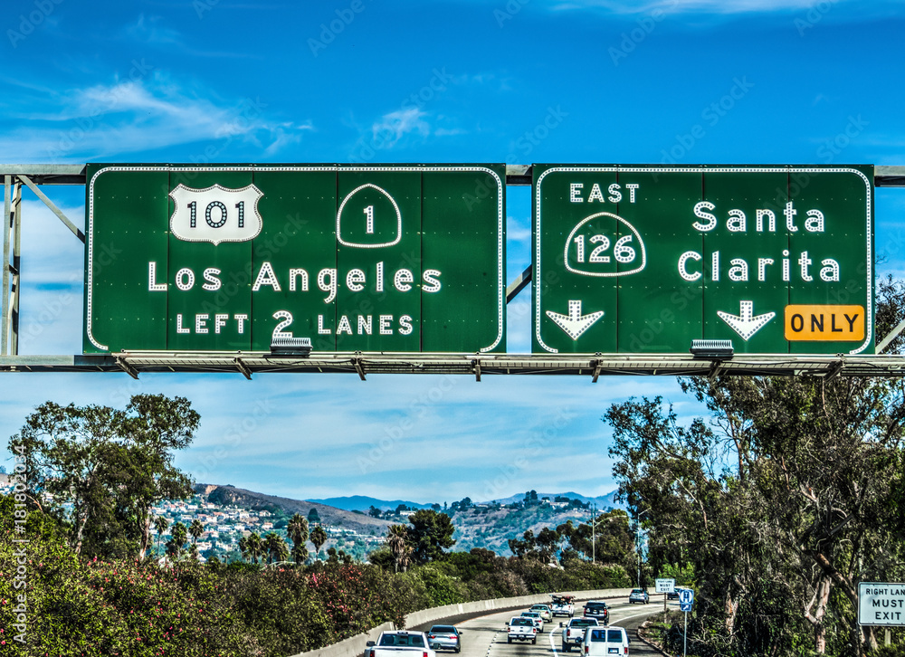 Los Angeles exit sign on 101 freeway southbound