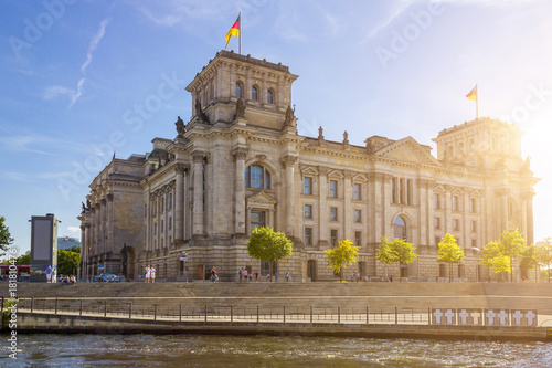 Spreerundfahrt mit dem Blick auf den Bundestag in Berlin photo