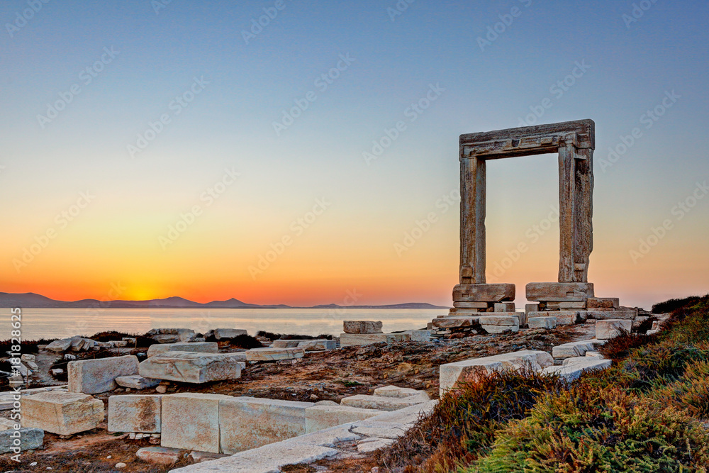 Sunset in Portara of Naxos, Greece - obrazy, fototapety, plakaty 