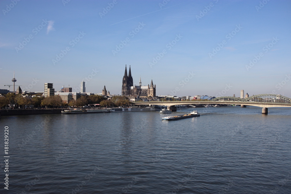 Köln Panorama am Rhein