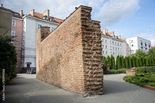 Ruiny murów miejskich w Poznaniu