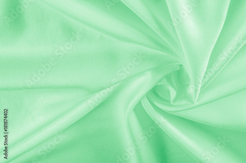 texture. silk fabric is green. Incredibly soft and thin, do not miss this chiffon chiffon. With flowers that gently fade from one to the next in combination, create a stunning design