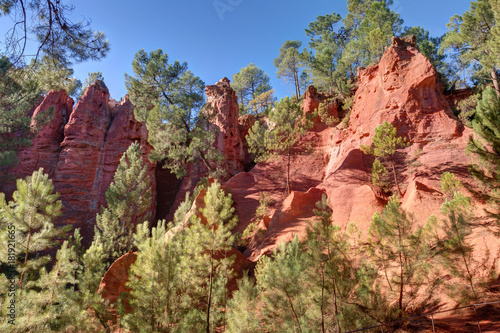 Carrieres d ocre de Roussillon-Provence photo