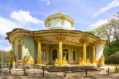 Fototapeta kuchenna Teahouse in the Sans Souci park, Potsdam