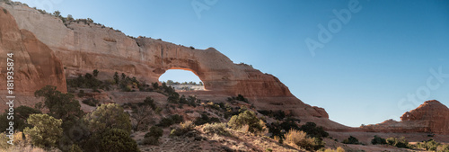 Wilsons Arch in Utah photo