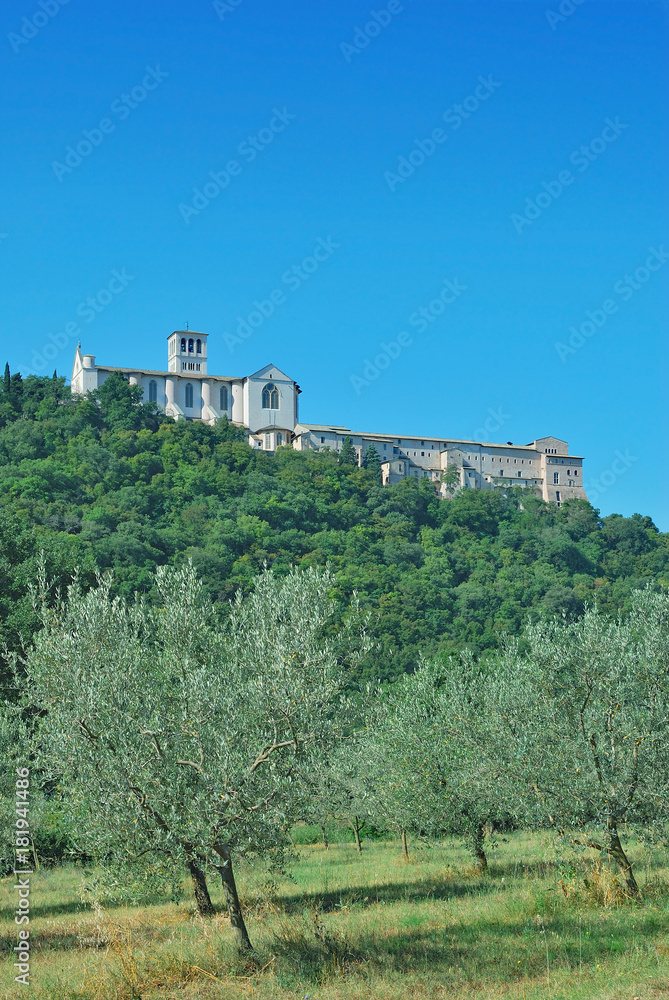 die Basilika San Francesco in Assisi,Umbrien,Italien die Basilika San Francesco in Assisi,Umbrien,Italien