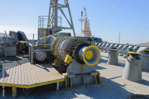 Obraz na plátně Mooring gear on cargo ship