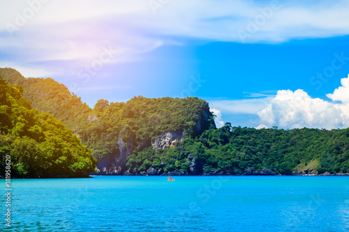Obraz na płótnie Boat in andaman sea Phi Phi Islands Krabi Thailand. w salonie