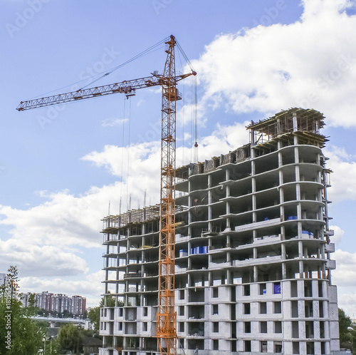 crane, construction of residential houses