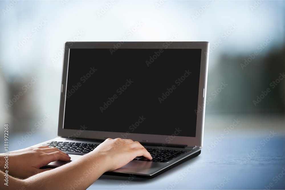 Laptop.