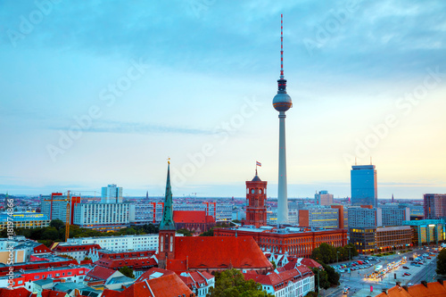 Obraz na płótnie Aerial overview of Berlin w salonie