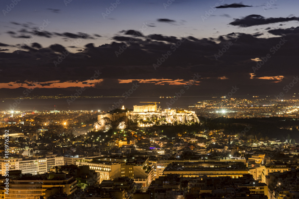 Fototapeta premium acropolis of athens at night