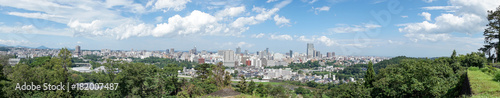 青葉城址の展望広場から見る仙台市街のイメージ © jyapa