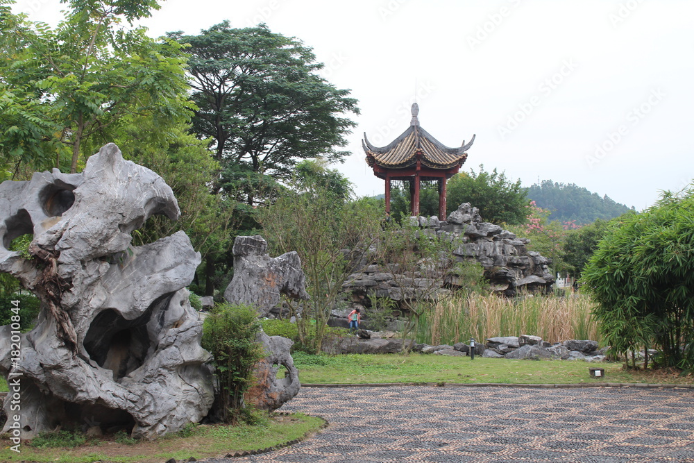 Φωτογραφία Traditional Chinese Architecture in a Garden in Foshan Guangdong China Asia