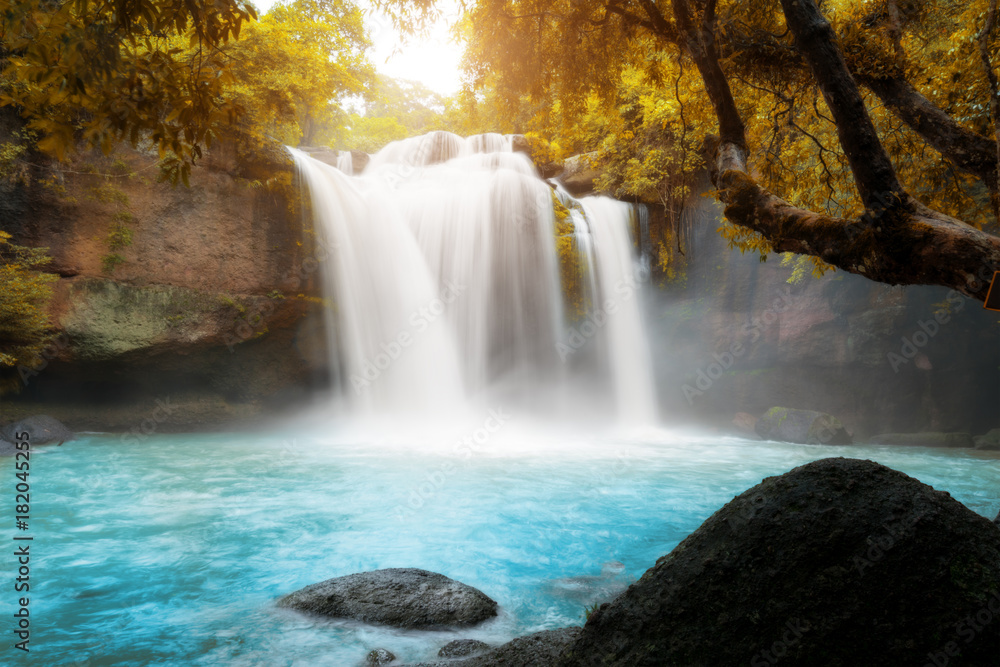 Obraz premium Amazing beautiful waterfalls in tropical forest at Haew Suwat Waterfall in Khao Yai National Park, Nakhonratchasima, Thailand