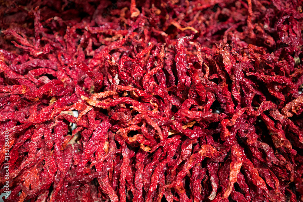 Naklejka premium Dried red chili peppers