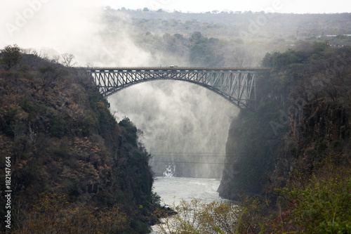 Fototapeta Most nad rzeką Zambezi Victoria upada