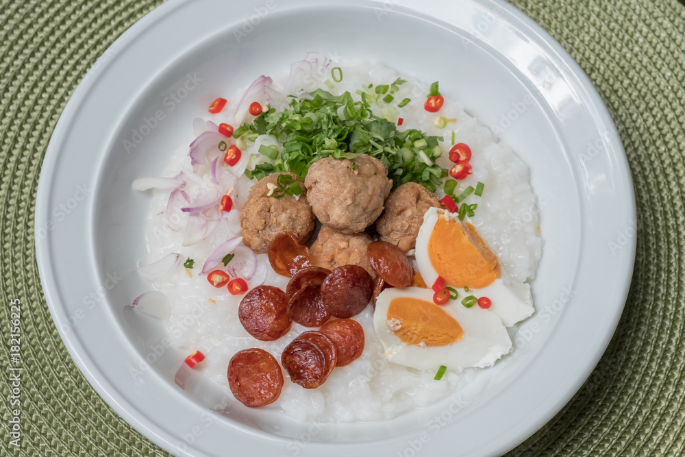 Close up Dried Rice Porridge with Salted-Fish Pork Balls.(selective focus)