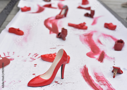 25 novembre giornata internazionale contro la violenza sulle donne