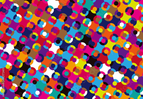 配色デザイン　円形　カラフル