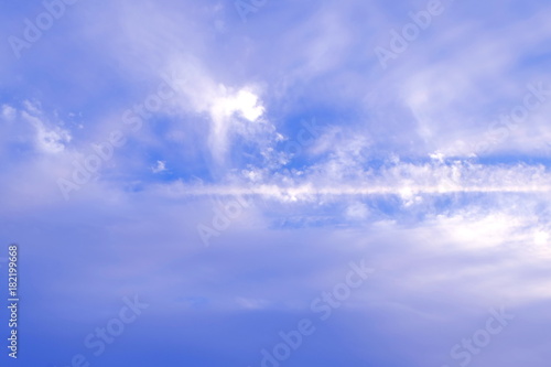冬の幻想的な羽雲