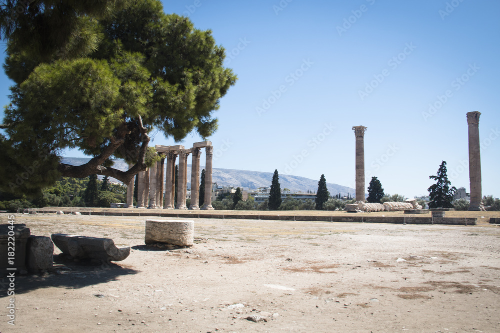 Ruins of the Temple of Zeus in Athens, the capital of Greece
Ruins of the Temple of Zeus in Athens, the capital of Greece