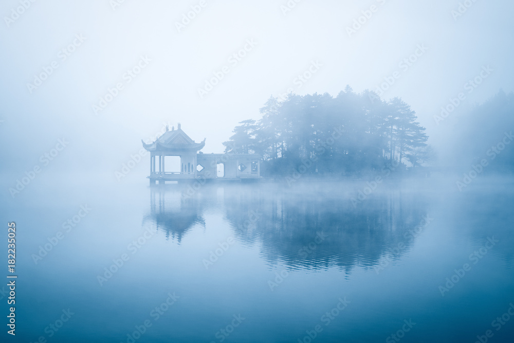 Fototapeta premium lake in fog