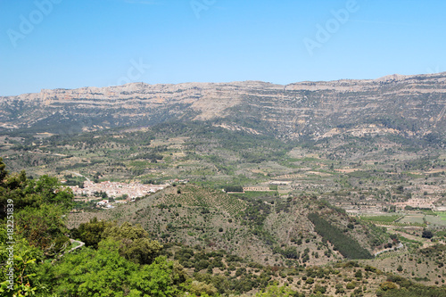 A mountain terrain of Siurana in Priorat, Spain  © nastyakamysheva