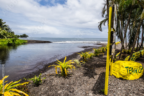 Teahupoo photo