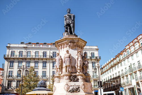 Bilde på lerret View on the statue of Luiz Camoes on the square in Lisbon city, Portugal