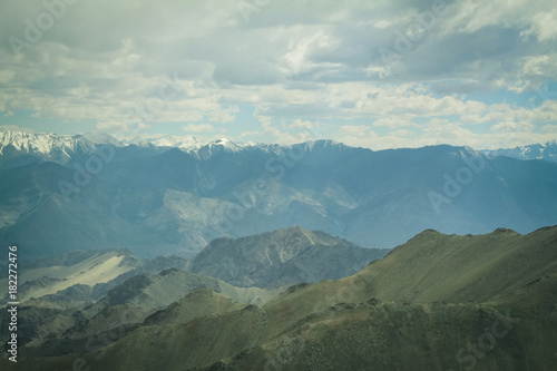 Fototapeta Naklejka Na Ścianę i Meble -  Himalaya mountains valley at ladakh, india, asia