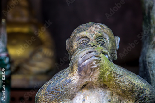 statues of monkeys