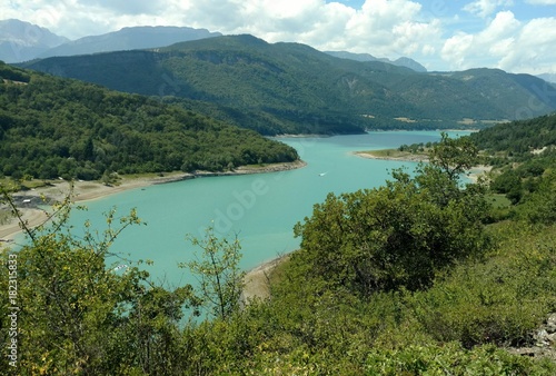 Lac de Monteynard