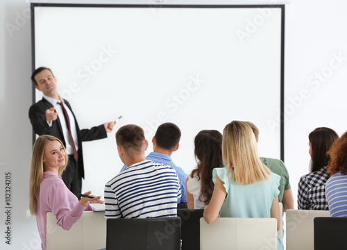 Group of people with busine...