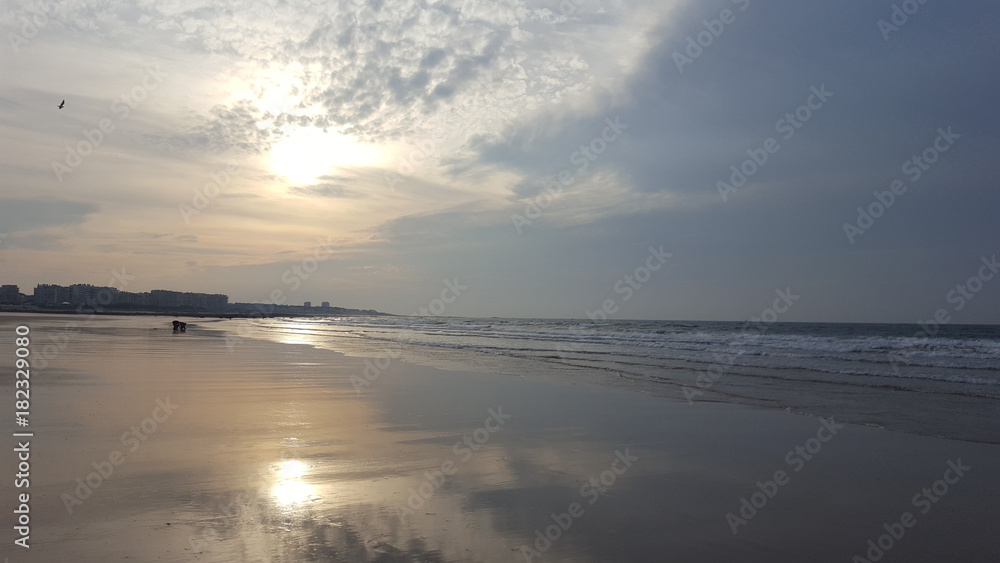 lever de soleil sur la plage