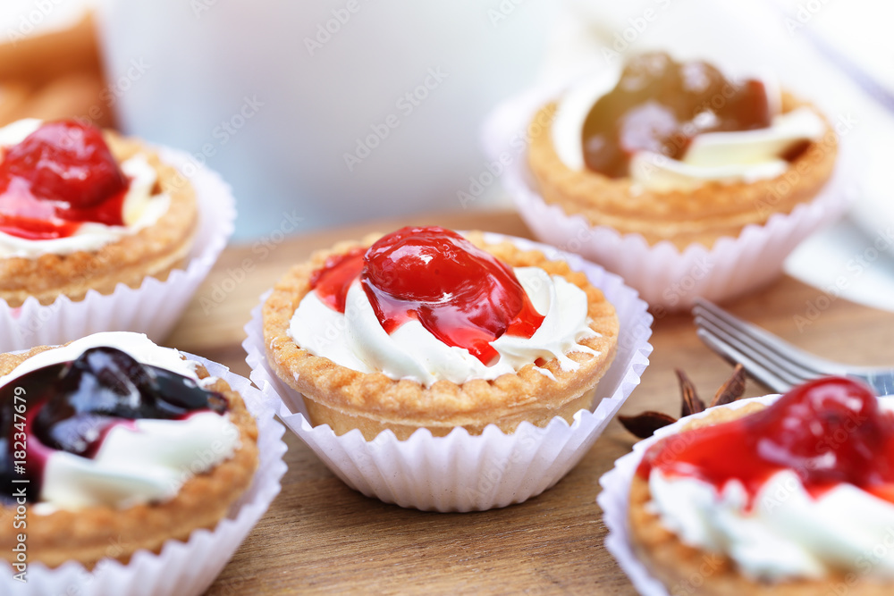 tart jam berry tart jam berry