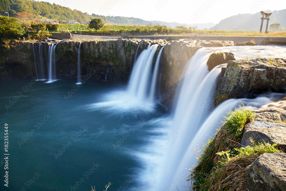 Fototapeta premium 原尻の滝