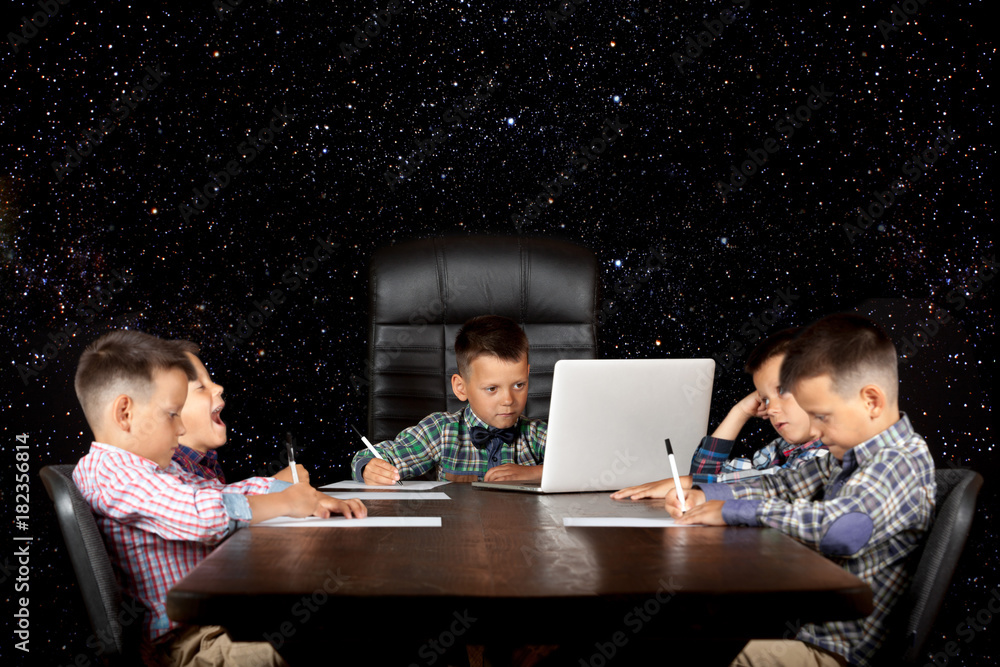 a young businessmen a young businessmen