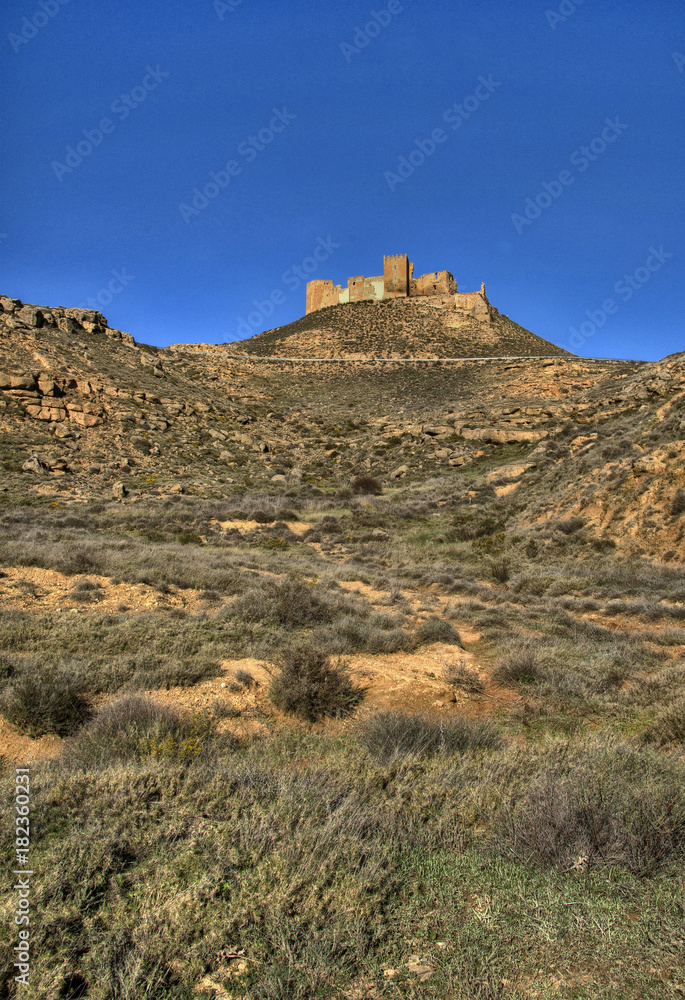 Château de Montearagón à Quicena, Aragon, Espagne