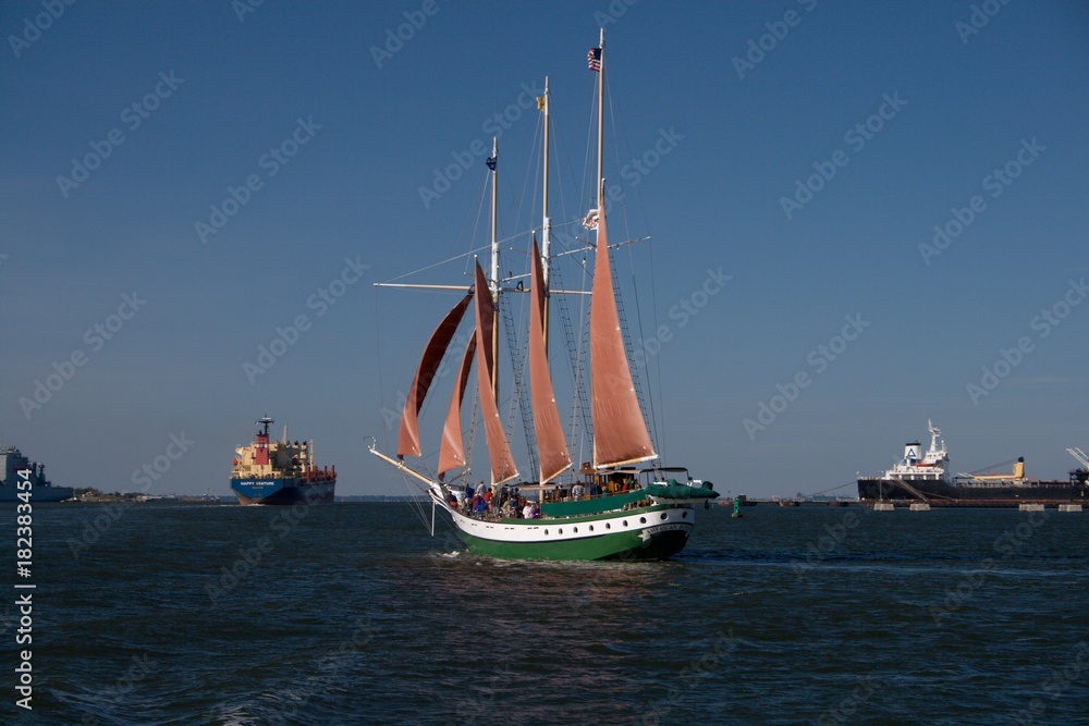 Fototapeta premium sailboat on the wind
