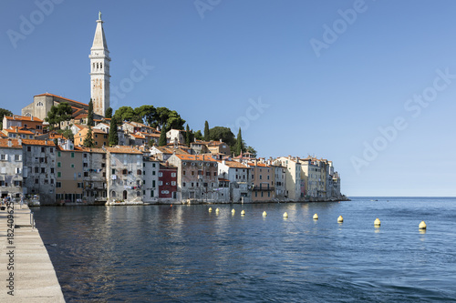 Ansicht von Rovinj mit dem Kirchturm Hl. Euphemia