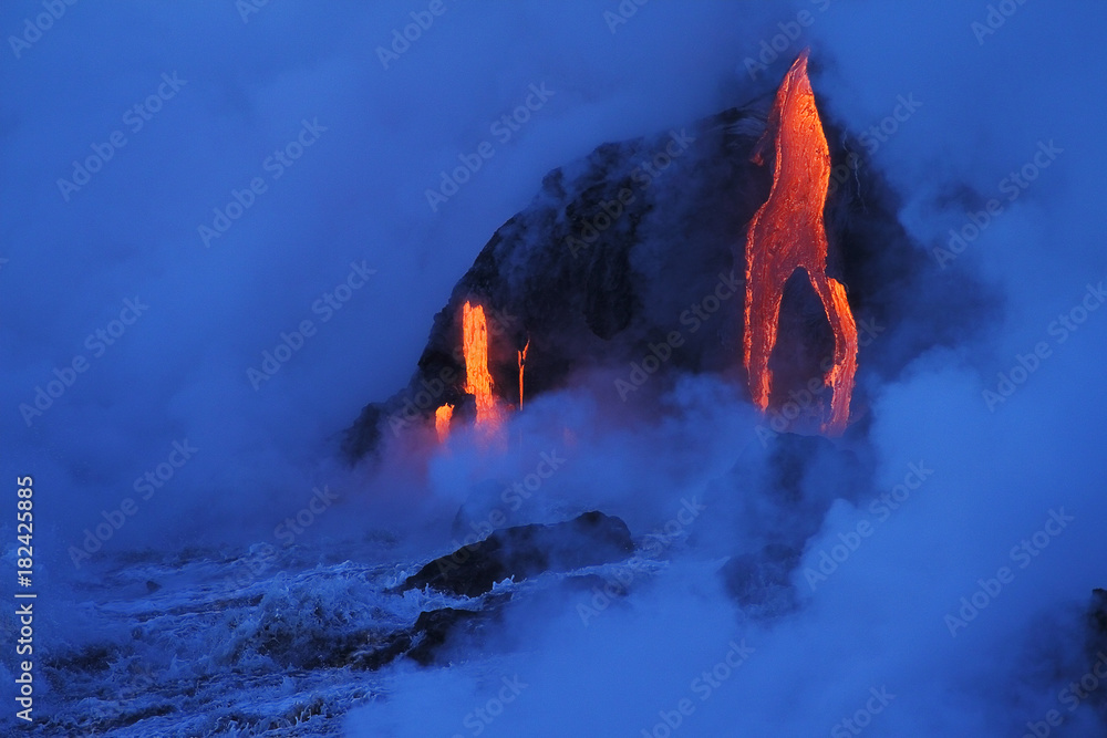 Fotobehang met Kilauea lavastromen op Hawaï #182425885