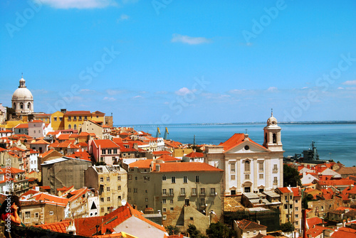 Vue du quartier de l'Alfama, Lisbonne photo