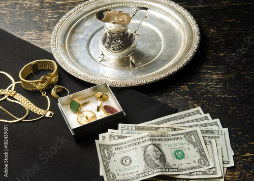 selling gold for cash