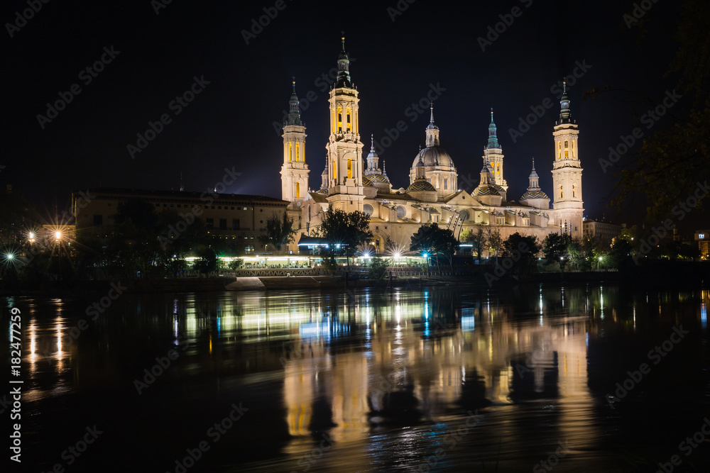 Fototapeta premium Cathedral, Zaragoza, Spain