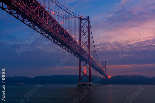 Fototapeta Naklejka Na Ścianę i Meble -  Tejo bridge in Lisbon