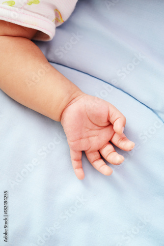 New born baby hand