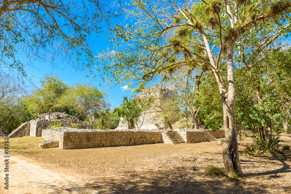 Old historic ruins of Chichen Itza, Yucatan, Mexico